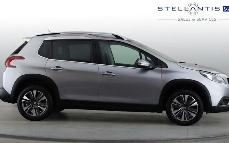 Used Peugeot 2008 Allure 83 HP (61 kW) 2019 SUV