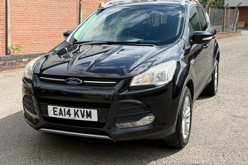 Black Used 2014 Ford Kuga Zetec SUV | £4,000 (Good price) - Image 1/1