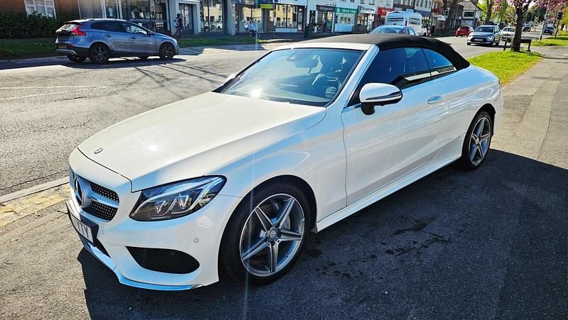 Usado Mercedes C220 AMG Line Premium Plus 2017 Branco Cabrios