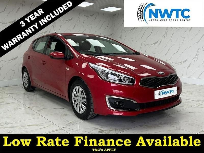 Red Used 2017 Kia Ceed 2 Hatchback | £7,695 (Fair price) - Image 1/4