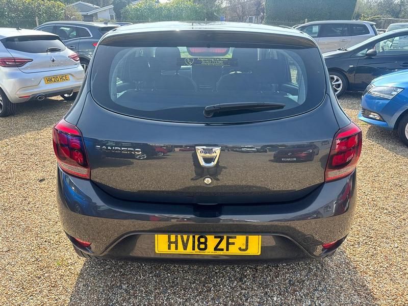 Used Dacia Sandero Ambiance 75 HP (55 kW) 2018 Grey Hatchback
