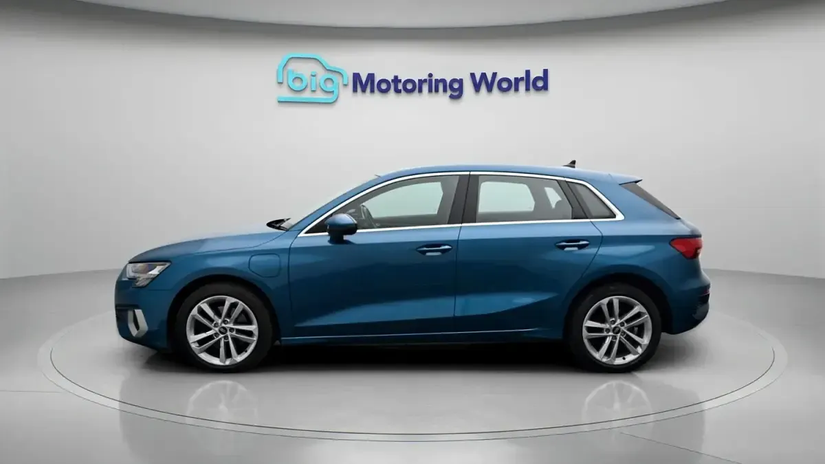 Used Audi A3 e-tron Sport 2022 Blue Hatchback