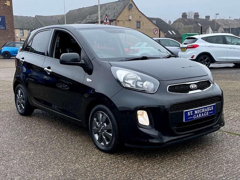 Used Kia Picanto 65 HP (47 kW) 2016 Black Hatchback