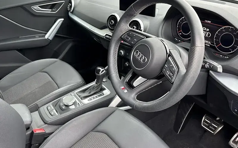 Used Audi Q2 S-Line 150 HP (110 kW) 2023 Black SUV