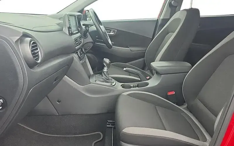 Used Hyundai Kona Premium 120 HP (88 kW) 2019 Red SUV