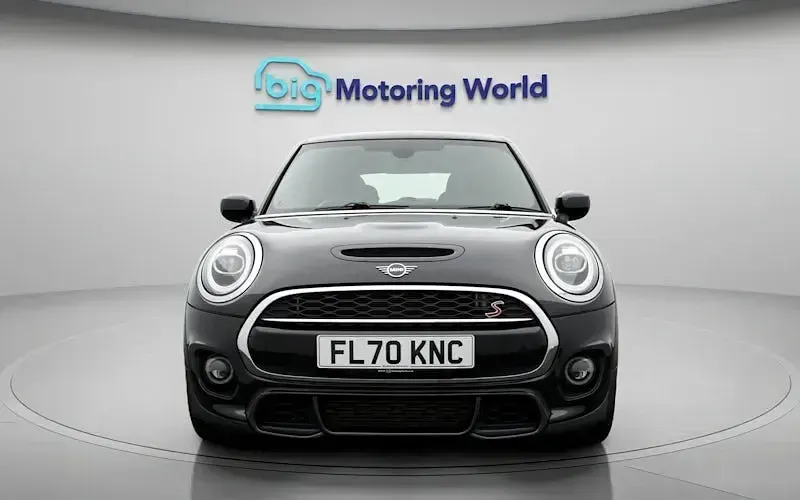 Used Mini Cooper S Hatch 192 HP (141 kW) 2020 Black Hatchback