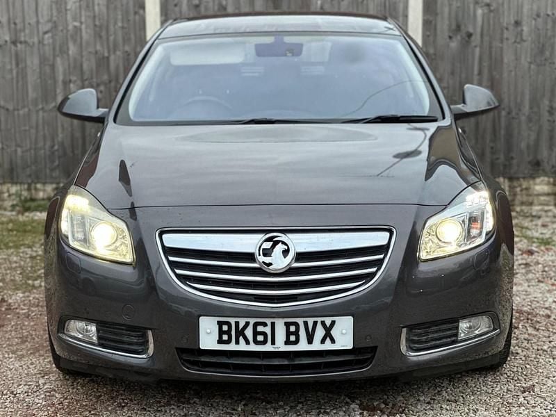 Used Vauxhall Insignia Elite 160 HP (117 kW) 2011 Grey Hatchback