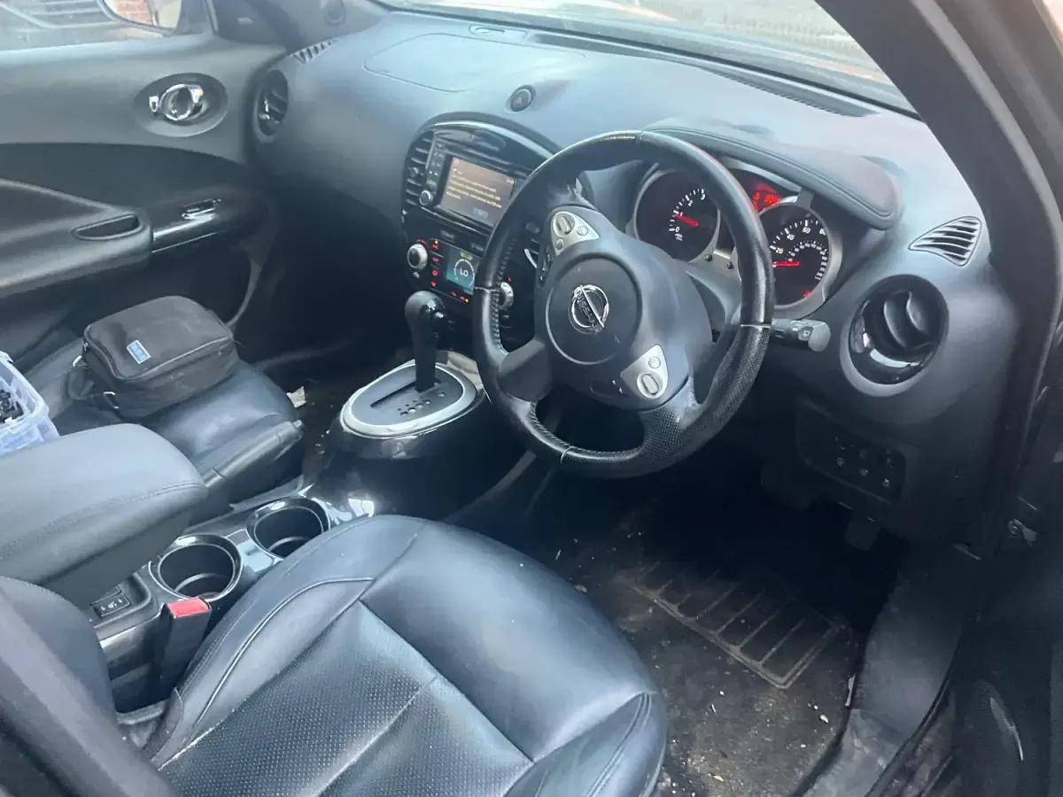 Used Nissan Juke Tekna 2017 Black SUV