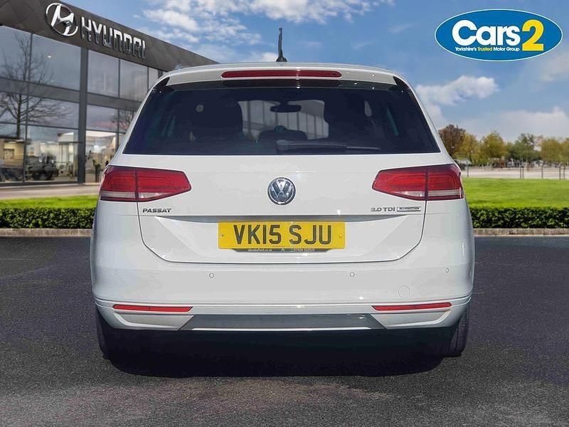Begagnad VW Passat Business 2015 Vit Kombi
