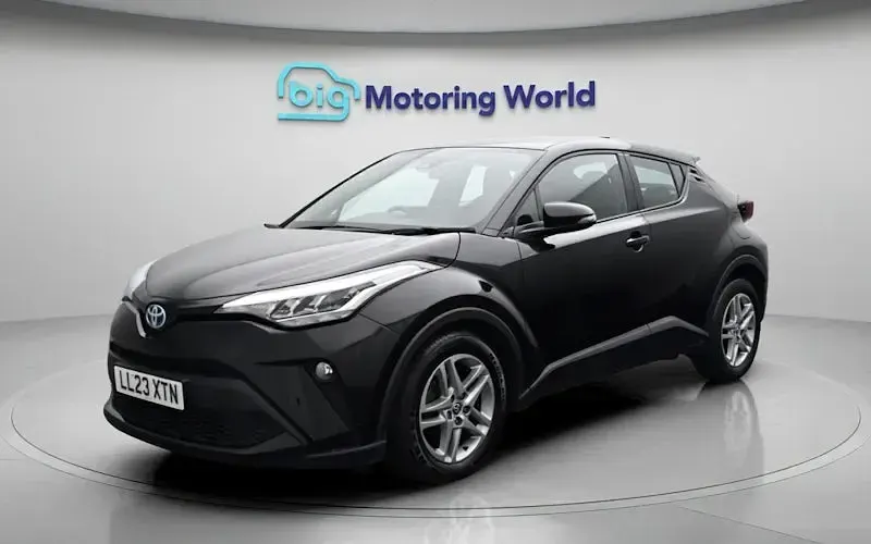 Used Toyota C-HR 122 HP (89 kW) 2023 Black SUV