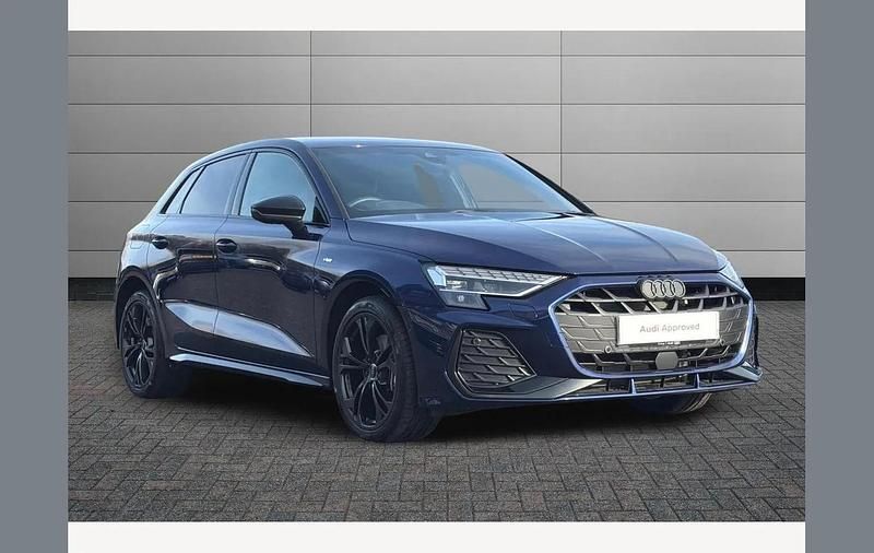 New Audi A3 e-tron Black Edition 200 HP (147 kW) 2025 Blue Hatchback