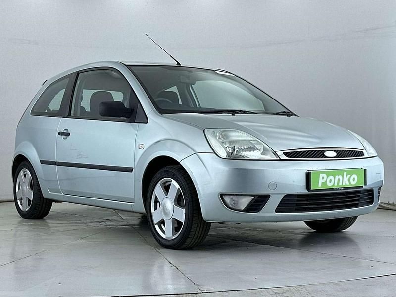 Used Ford Fiesta 79 HP (58 kW) 2005 Green Hatchback