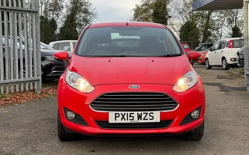 Used Ford Fiesta Zetec 75 HP (55 kW) 2017 Hatchback