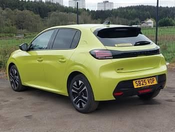 Used Peugeot 208 Allure 101 HP (74 kW) 2025 Yellow Hatchback