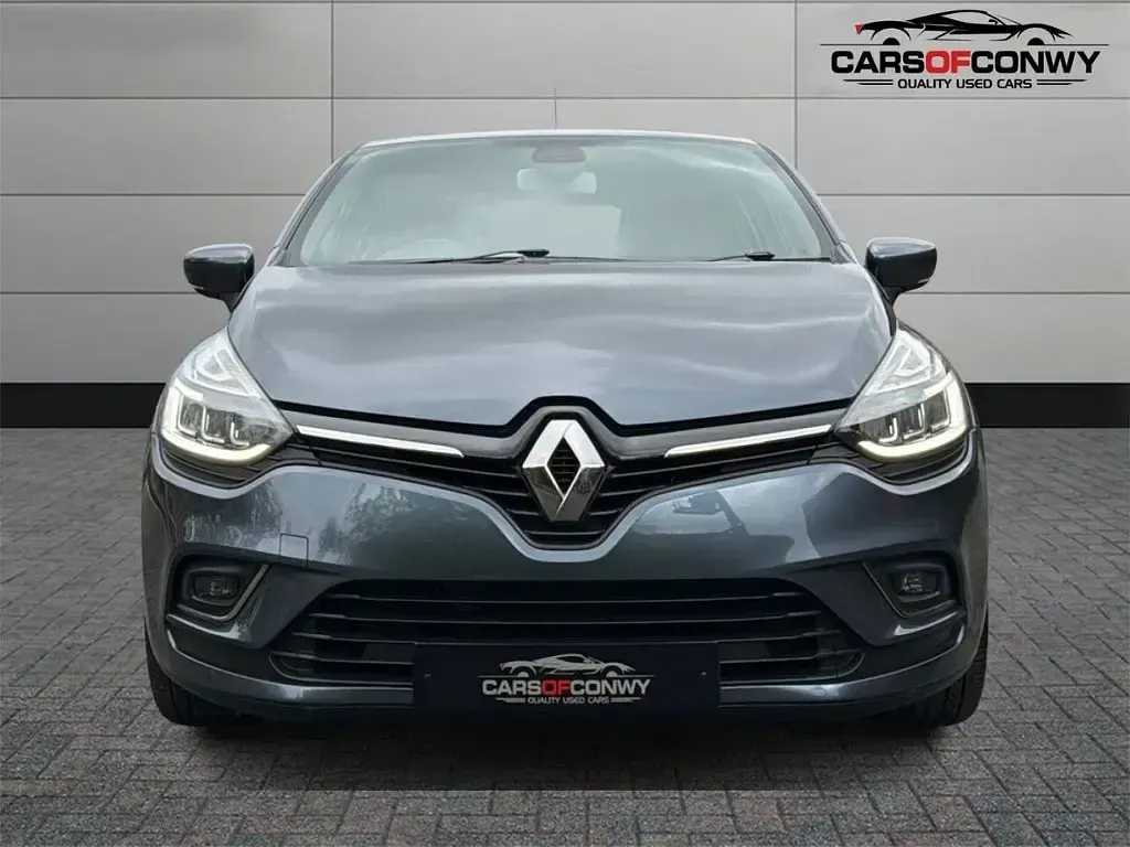 Used Renault Clio Dynamique 90 HP (66 kW) 2017 Grey Hatchback