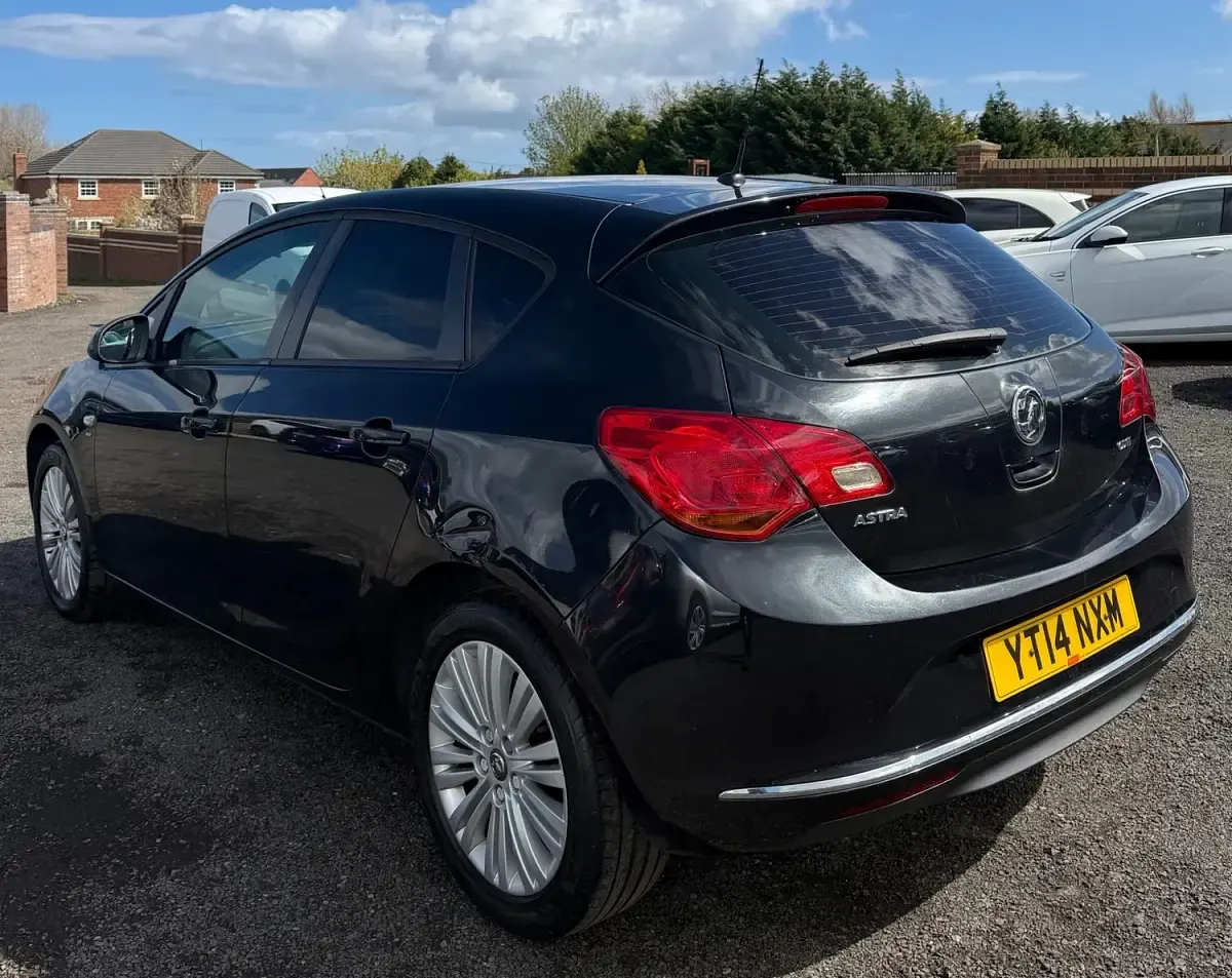 Used Vauxhall Astra 2014 Black Hatchback