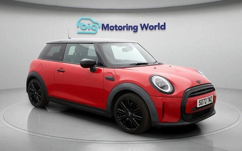 Used Mini Cooper Exclusive 136 HP (100 kW) 2022 Red Hatchback
