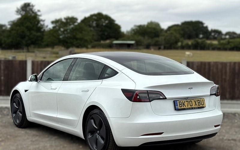 Used Tesla Model 3 Standard Range 180 kW (245 HP) 2021 Sedan