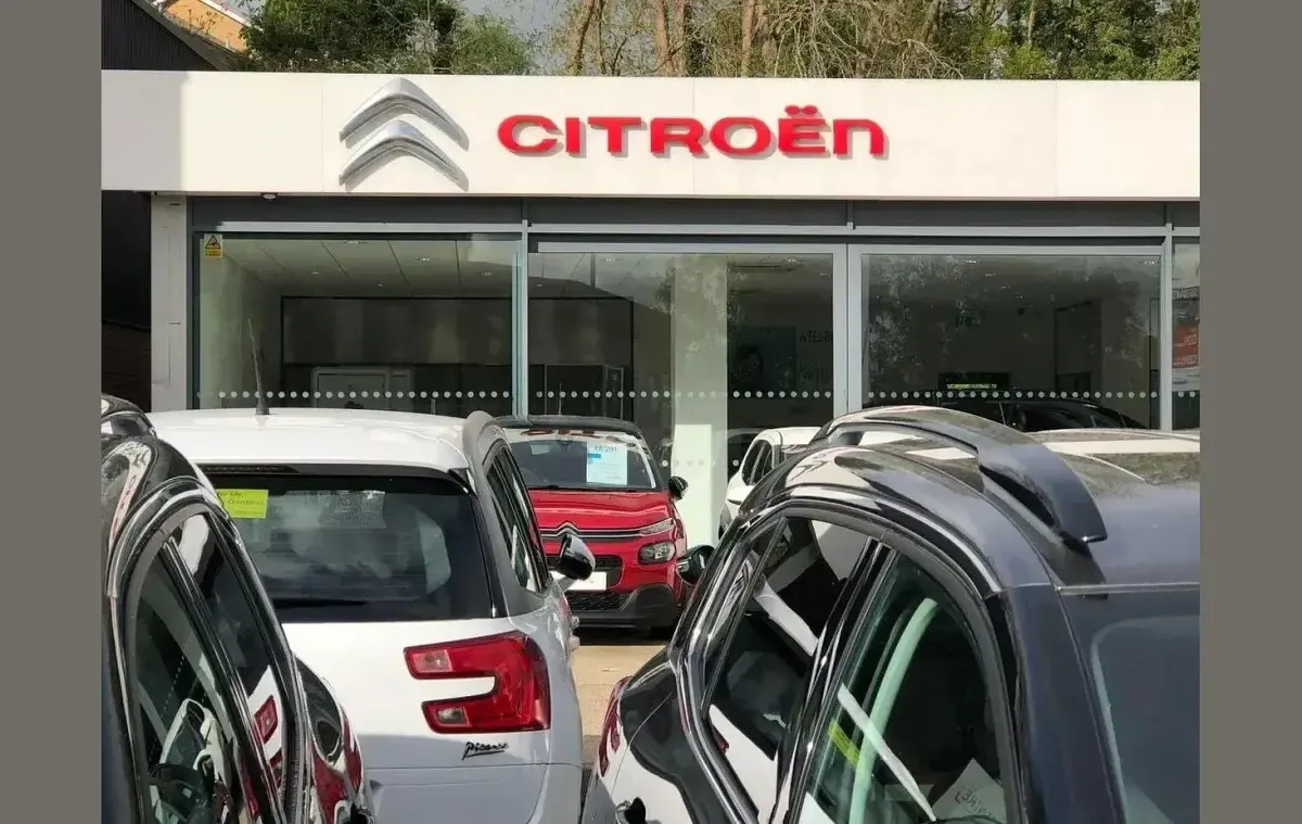 Used Citroën C3 Aircross PureTech 110 HP (80 kW) 2023 Grey SUV