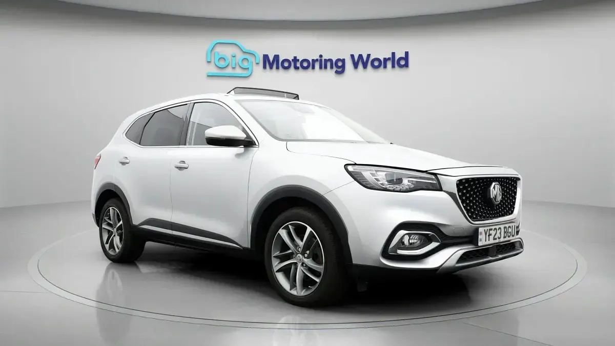 Begagnad MG HS Exclusive 162 HK (119 kW) 2023 SUV
