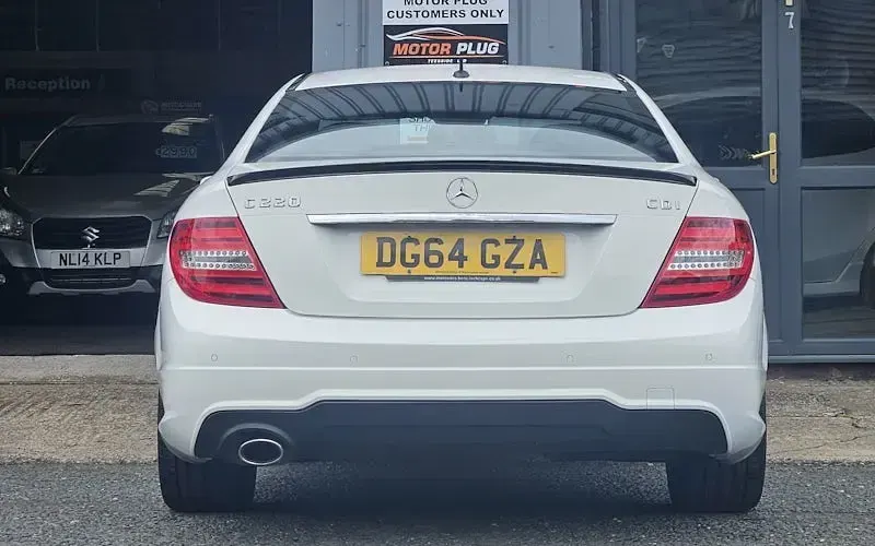 Used Mercedes C220 Sport Edition 170 HP (125 kW) 2014 White Coupe