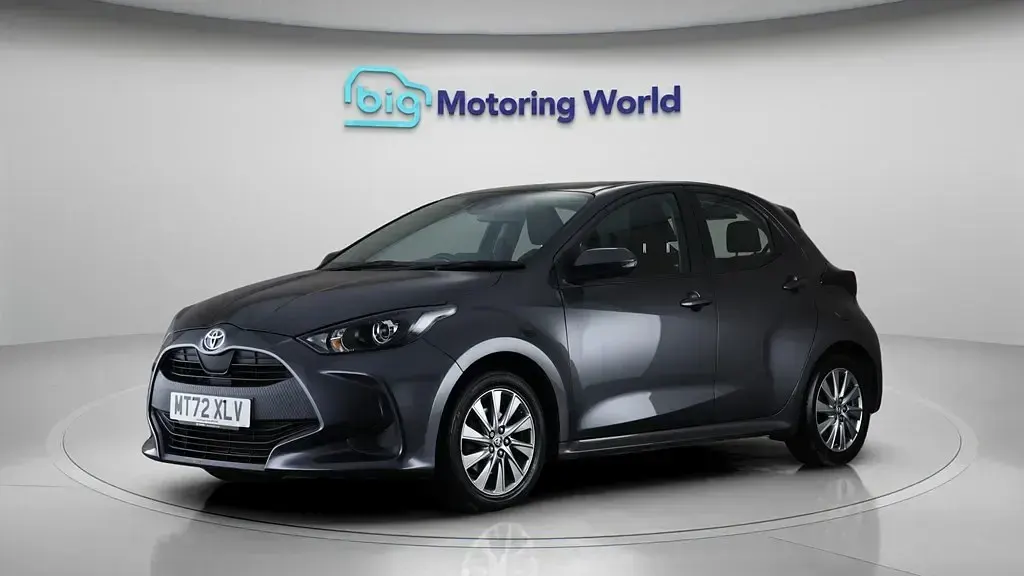 Second-hand Toyota Yaris Hybrid 116 CP (85 kW) 2022 Gri Hatchback