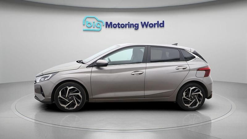 Used Hyundai i20 Premium 99 HP (72 kW) 2023 Hatchback