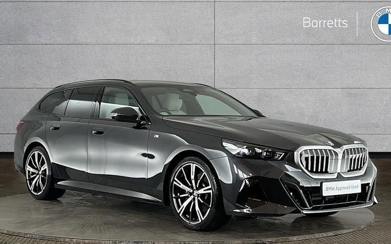Used BMW 520 M Sport 208 HP (152 kW) 2025 Grey Estate