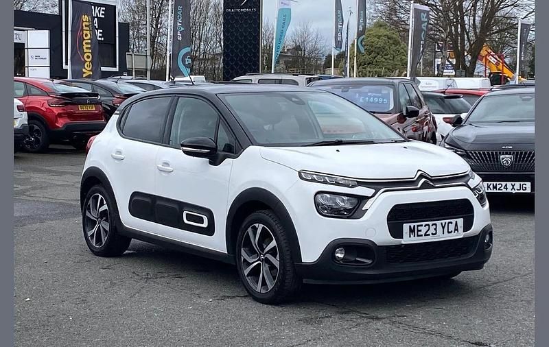 Used Citroën C3 PureTech 108 HP (79 kW) 2023 White Hatchback