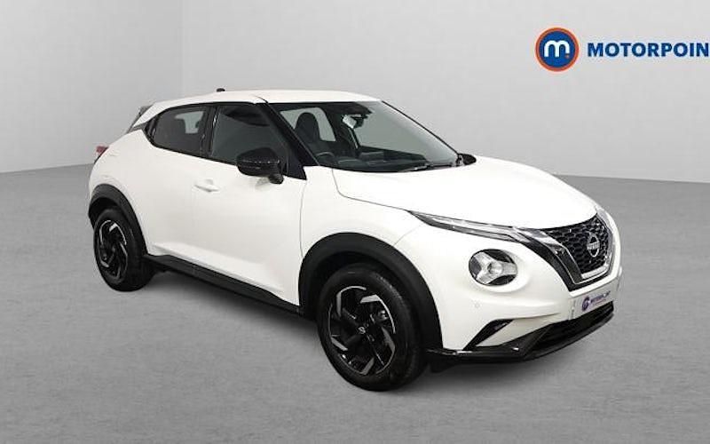 Used Nissan Juke N-Connecta 114 HP (83 kW) 2023 White SUV