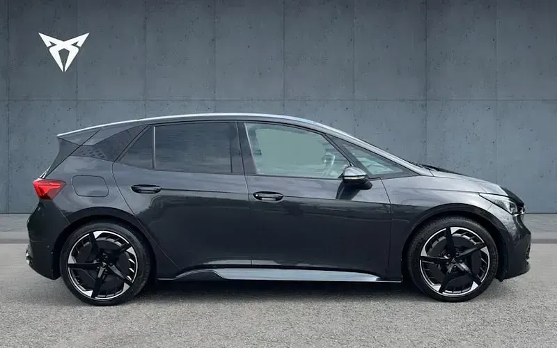 Used Cupra Born e-Boost 169 kW (230 HP) 2024 Hatchback