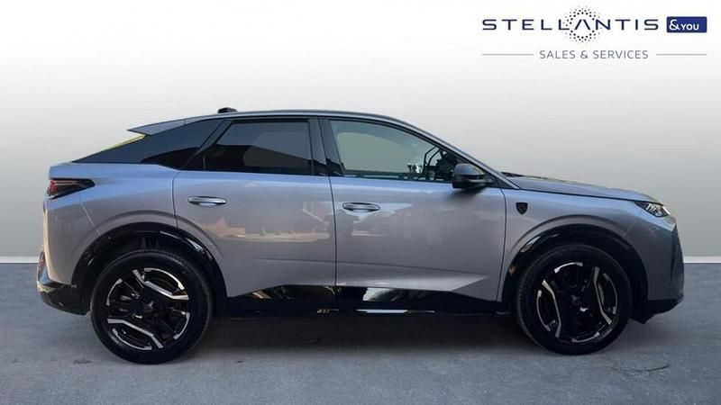 Used Peugeot e-3008 GT 152 kW (207 HP) 2025 Grey SUV