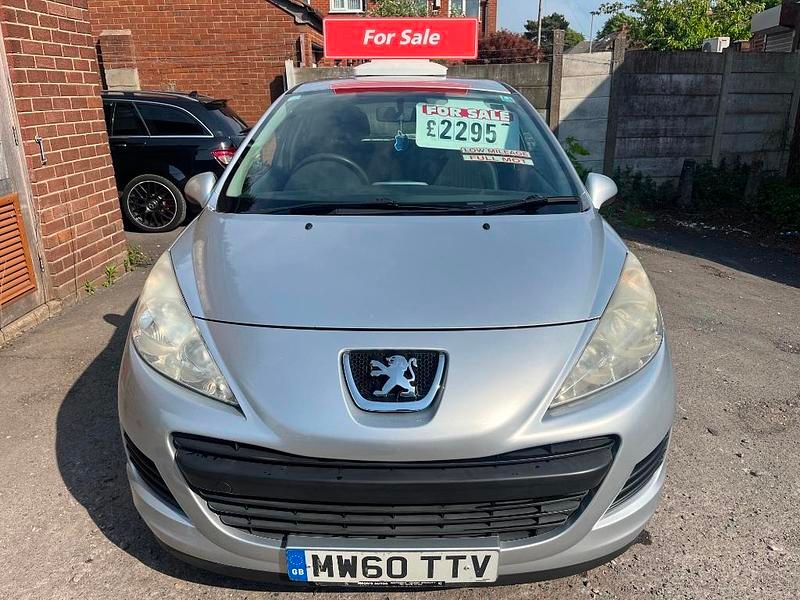 Second-hand Peugeot 207 S 72 CP (52 kW) 2011 Argintiu Hatchback