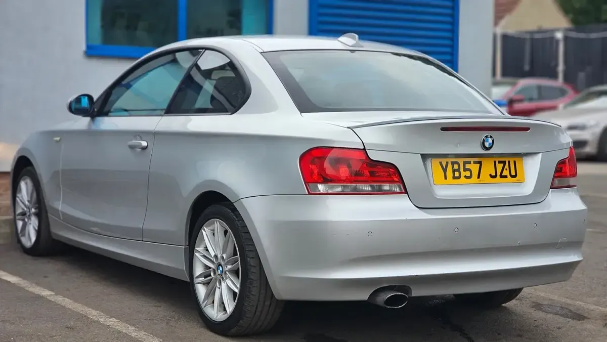 Used BMW 120 Coupé 2007 Silver Coupe