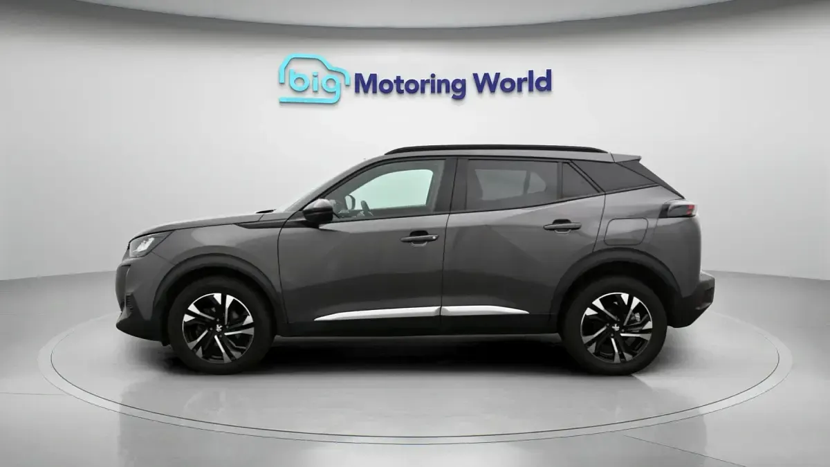 Used Peugeot 2008 Allure+ 99 HP (72 kW) 2023 SUV