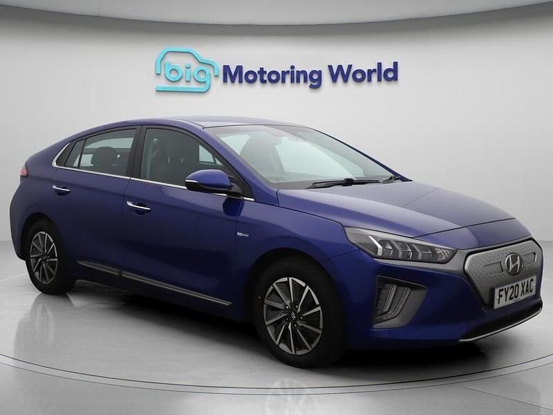 Blue Used 2020 Hyundai Ioniq Premium Sedan | £8,500 (Fair price) - Image 1/4