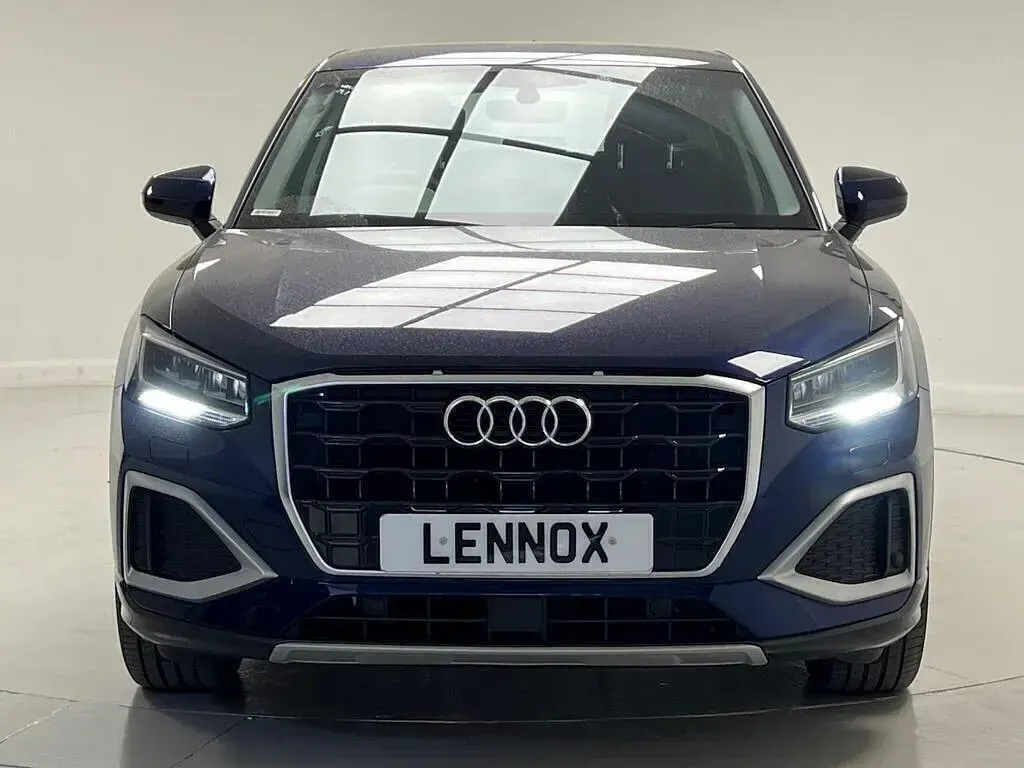 Begagnad Audi Q2 Sport 150 HK (110 kW) 2021 Blå SUV