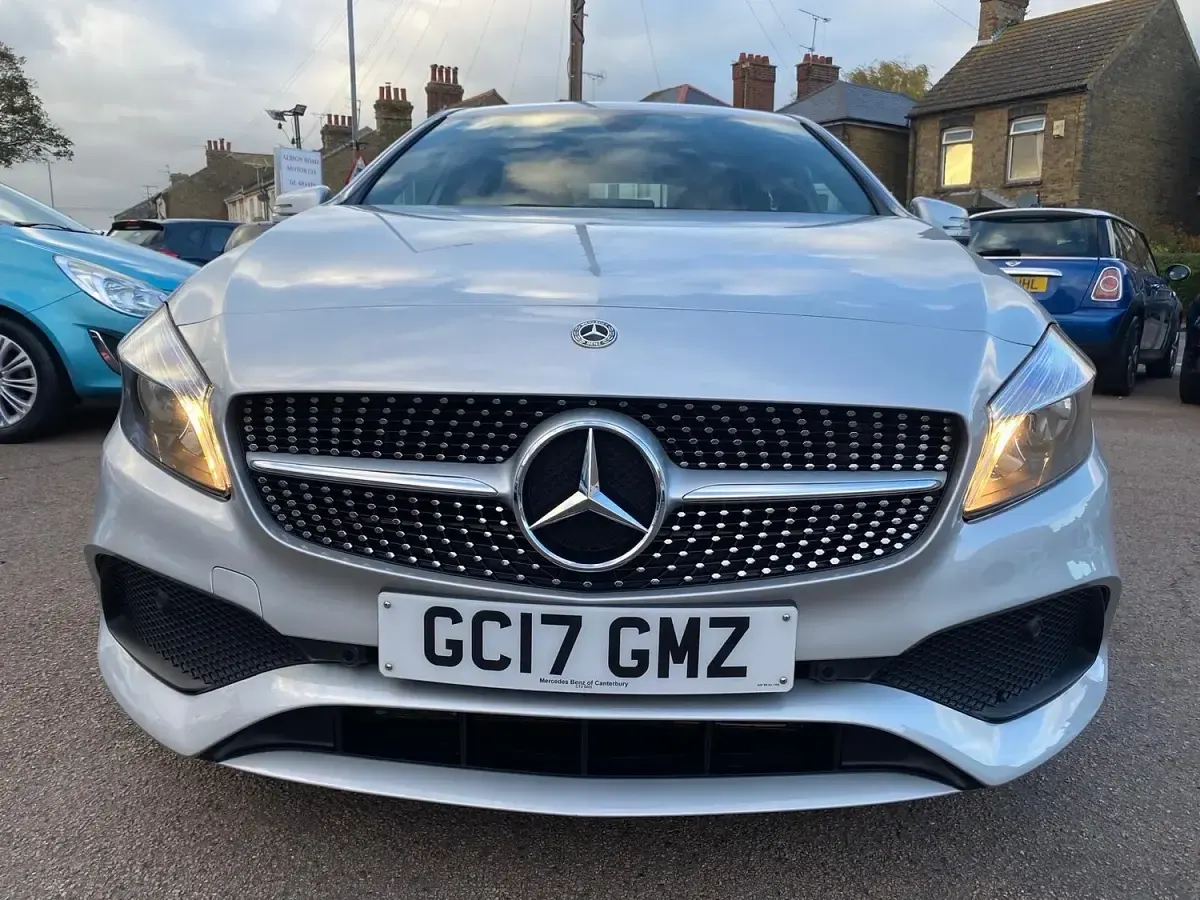 Used Mercedes A160 Executive 102 HP (75 kW) 2017 Silver Hatchback