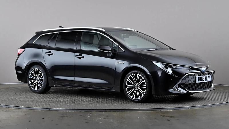 Used Toyota Corolla 184 HP (135 kW) 2019 Black Estate