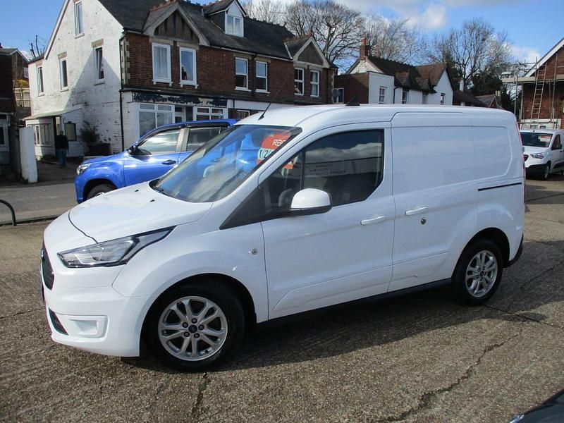 Used Ford Transit Connect Limited 120 HP (88 kW) 2021 White MPV