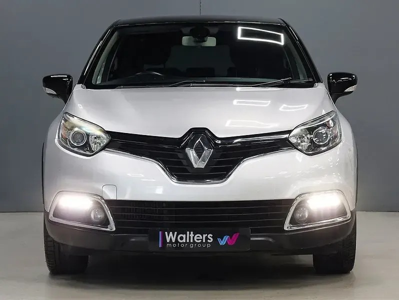 Used Renault Captur Dynamique 90 HP (66 kW) 2015 SUV