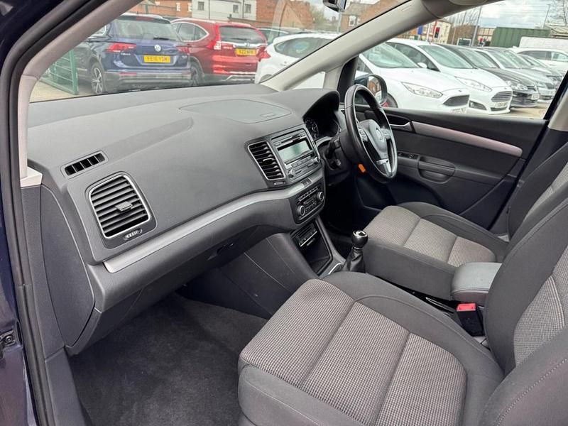 Used VW Sharan SE 140 HP (102 kW) 2011 Blue MPV