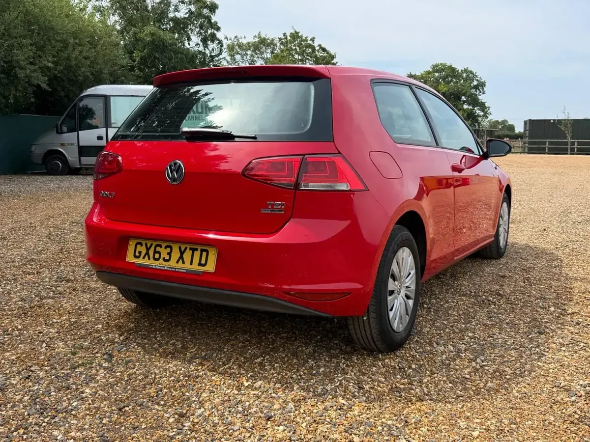 Used VW Golf VII S 2013 Red Hatchback