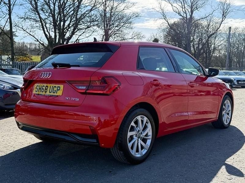 Usado Audi A1 Sportback Sport 116 CV (85 kW) 2018 Rojo Utilitario