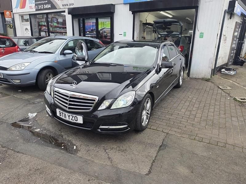 Used Mercedes E250 Avantgarde 2011 Black Sedan