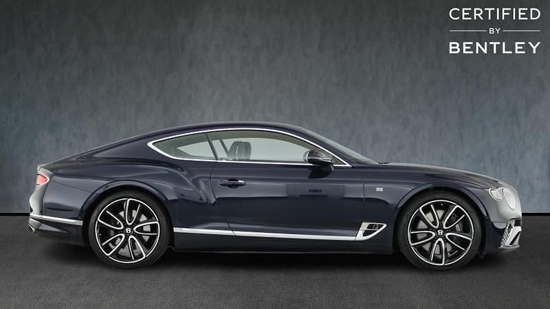 Used Bentley Continental 635 HP (467 kW) 2019 Blue Coupe