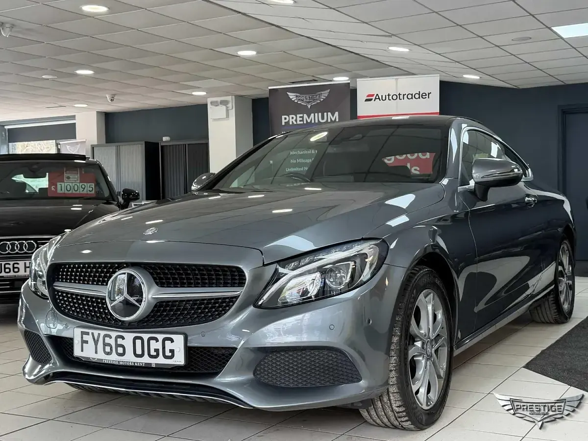 Used Mercedes C220 Premium Plus 170 HP (125 kW) 2016 Coupe