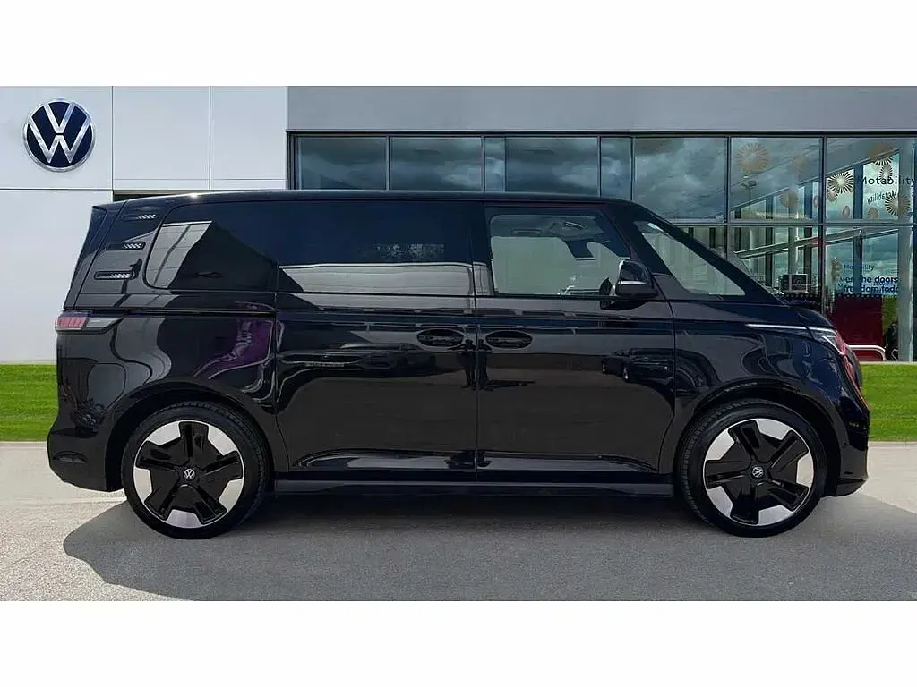 Used VW ID. Buzz Pro 150 kW (204 HP) 2024 Black MPV
