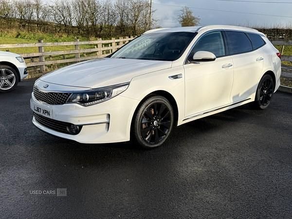 Used Kia Optima 139 HP (102 kW) 2017 White Estate