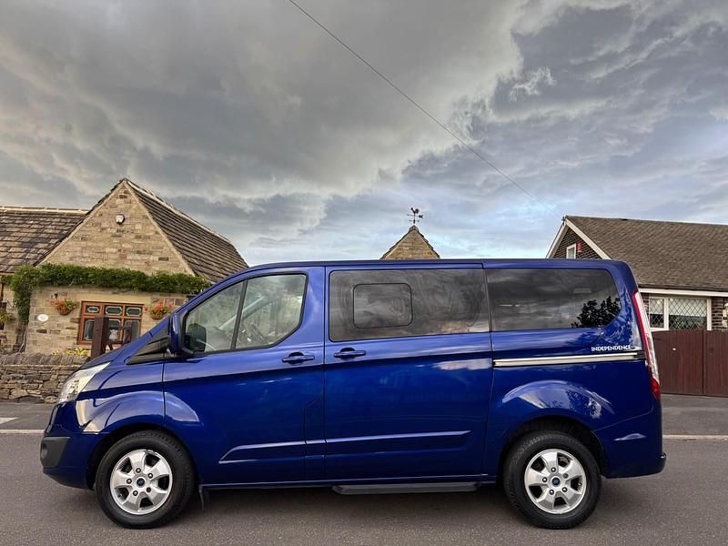 Used Ford Tourneo Titanium 2018 Blue MPV